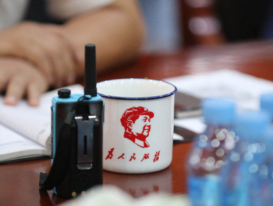 不忘入党初心 回顾入党历程 ▏二支部召开“两重温两重访”活动(图1) 不忘入党初心 回顾入党历程 ▏二支部召开“两重温两重访”活动(图1)