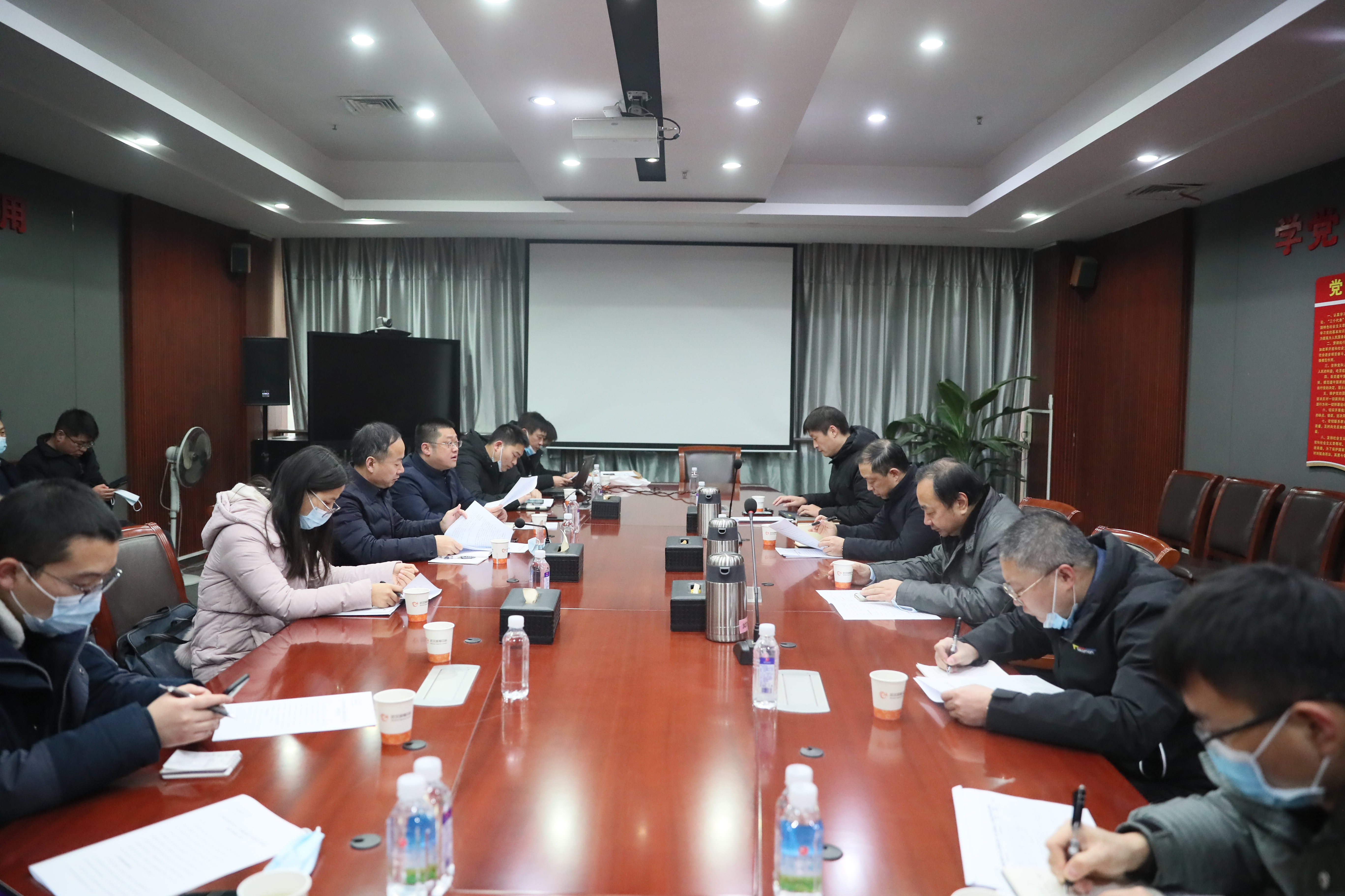 市纪委监委派驻市城建局纪检监察组调研九游体育平战结合改造项目(图6) 市纪委监委派驻市城建局纪检监察组调研九游体育平战结合改造项目(图6)