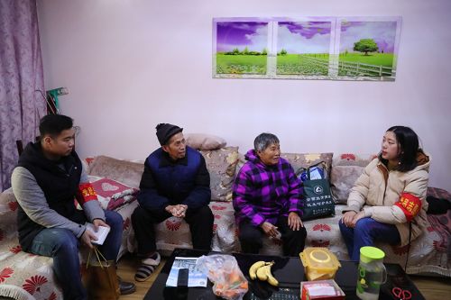 九游体育开展“国际志愿者日”主题活动(图3) 九游体育开展“国际志愿者日”主题活动(图3)