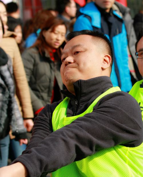 九游体育卫冕全区拔河比赛冠军(图14) 九游体育卫冕全区拔河比赛冠军(图14)