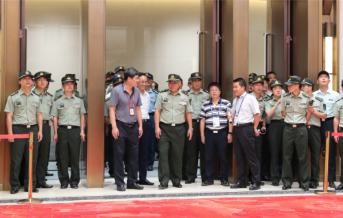 马涛视察武汉军运会开闭幕式筹备工作(图1) 马涛视察武汉军运会开闭幕式筹备工作(图1)