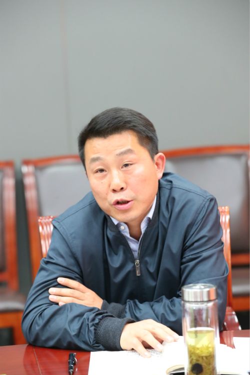 冯爱明参加指导公司领导班子民主生活会(图5) 冯爱明参加指导公司领导班子民主生活会(图5)