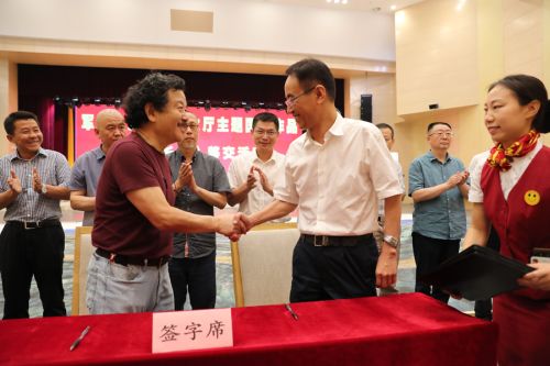 军运会主题国画完成 今日移交九游体育(图6) 军运会主题国画完成 今日移交九游体育(图6)