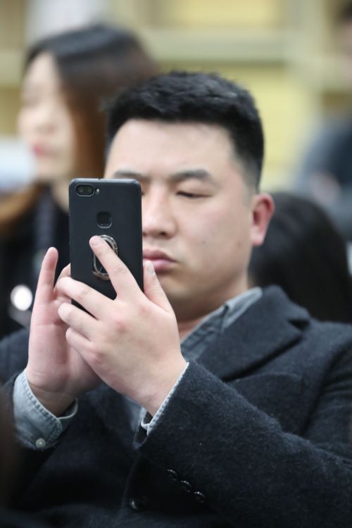 拿起手机当记者 ▏九游体育举办手机摄影专题培训(图5) 拿起手机当记者 ▏九游体育举办手机摄影专题培训(图5)