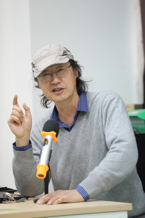 拿起手机当记者 ▏九游体育举办手机摄影专题培训(图2) 拿起手机当记者 ▏九游体育举办手机摄影专题培训(图2)