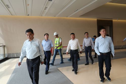 彭浩考察九游体育体育场(图5) 彭浩考察九游体育体育场(图5)