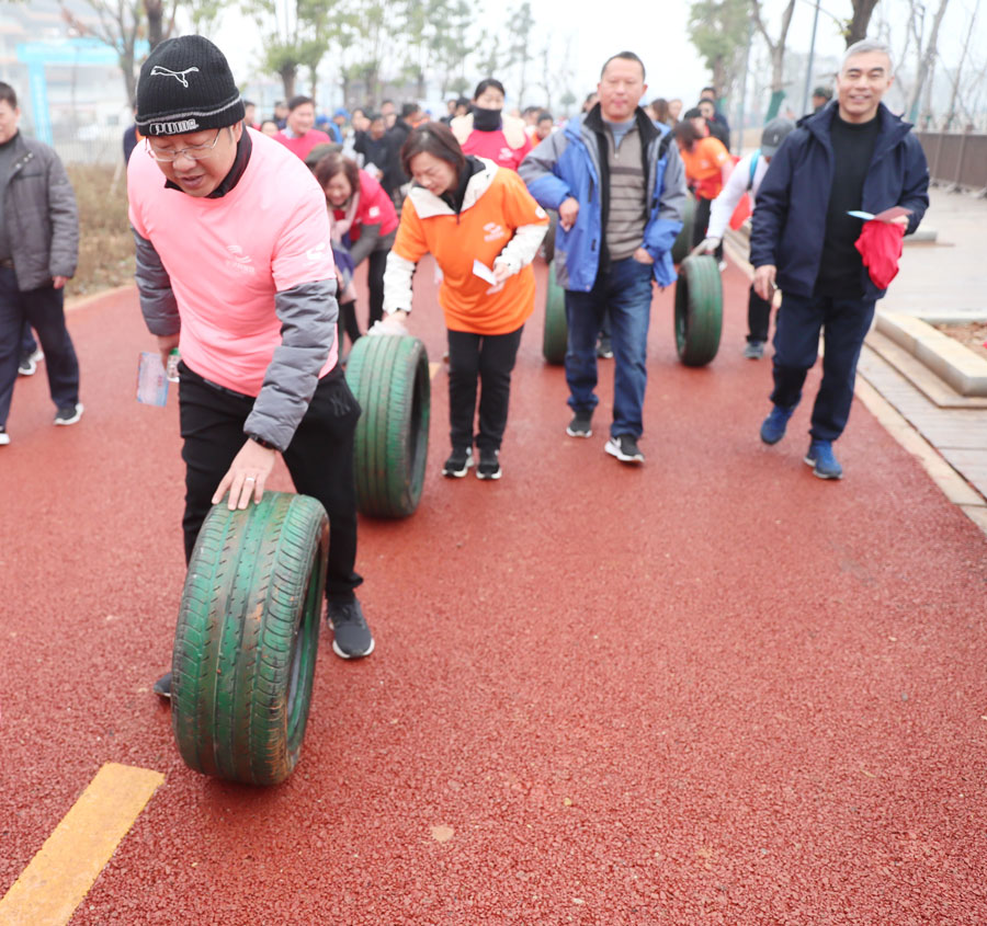 九游体育参加迎新年徒步嘉年华(图3) 九游体育参加迎新年徒步嘉年华(图3)