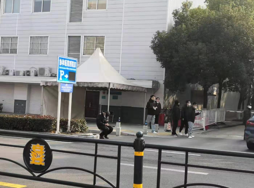 不忘初心,践行使命 ——九游体育下沉一线防控疫情侧记(图7) 不忘初心,践行使命 ——九游体育下沉一线防控疫情侧记(图7)