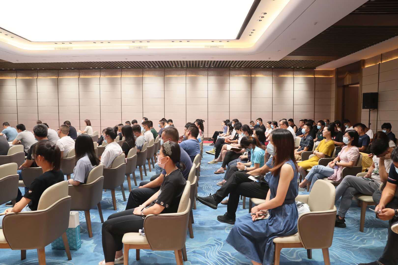 公司召开全国文明城市创建工作部署会(图7) 公司召开全国文明城市创建工作部署会(图7)